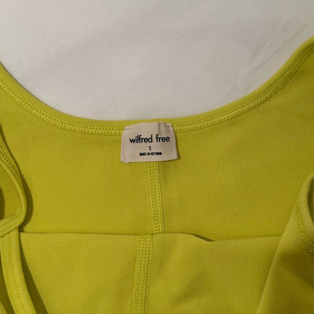 Aritzia WILFRED Divinity 5” Romper - Vivid Yellow - Picture 2 of 5
